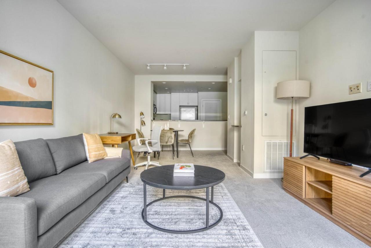 1br W Gym Cinema Nr Shops Sfo-871 Santa Clara